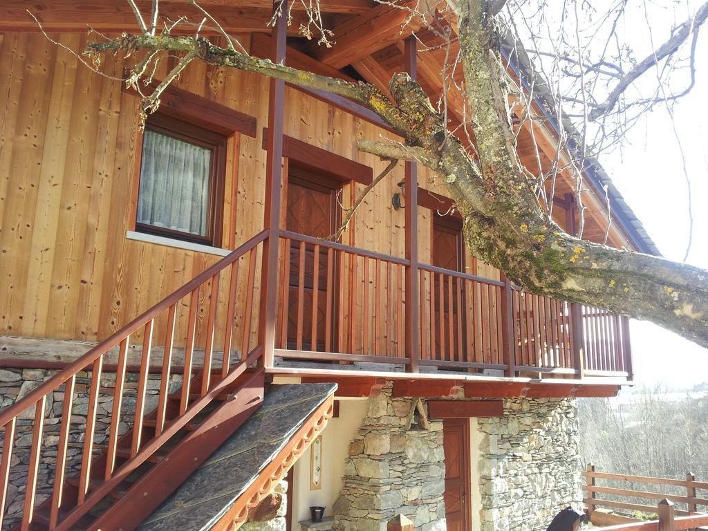 Eco Chalet Maison Dominique Challand-Saint-Anselme Exterior foto