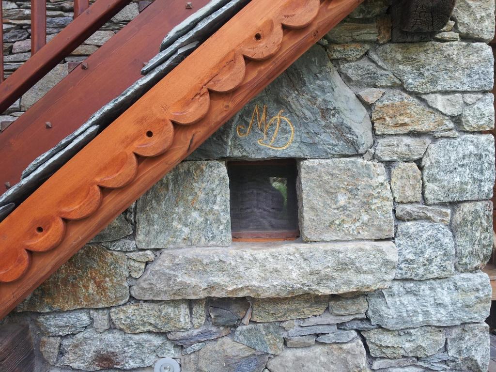 Eco Chalet Maison Dominique Challand-Saint-Anselme Exterior foto