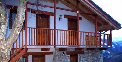 Eco Chalet Maison Dominique Challand-Saint-Anselme Exterior foto